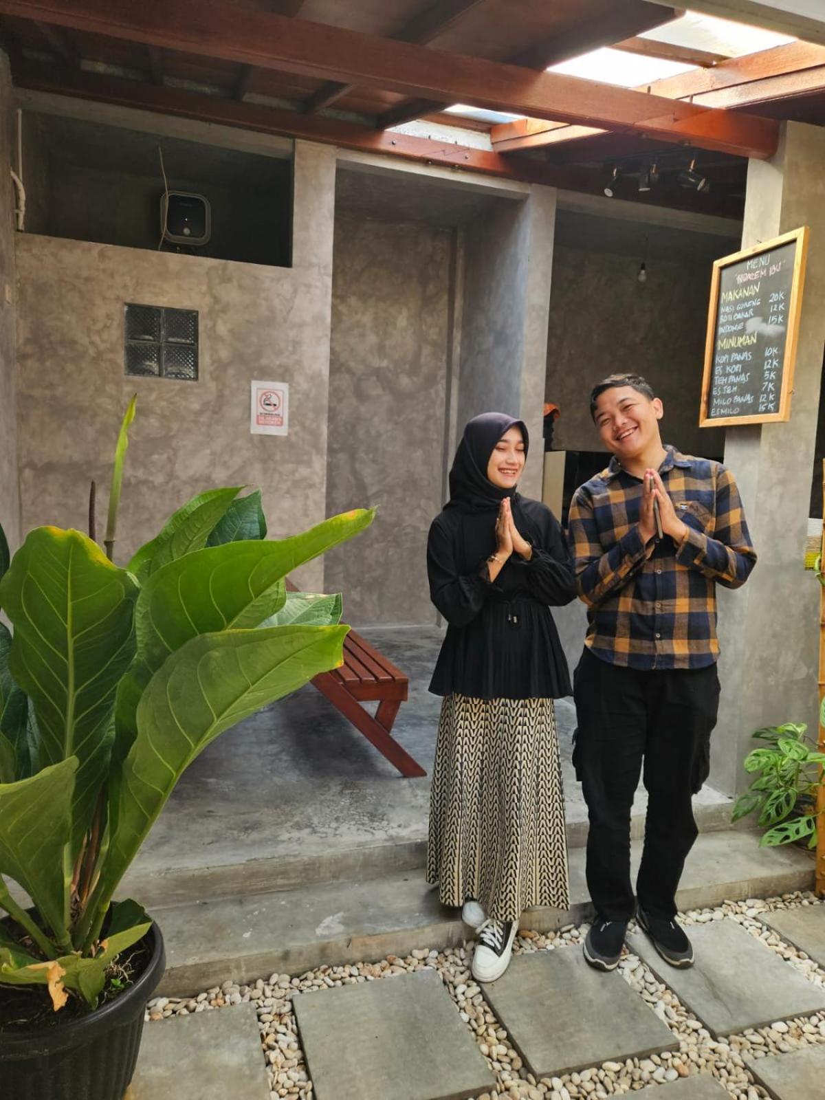 Griya Bansu : Ndalem Ibu *